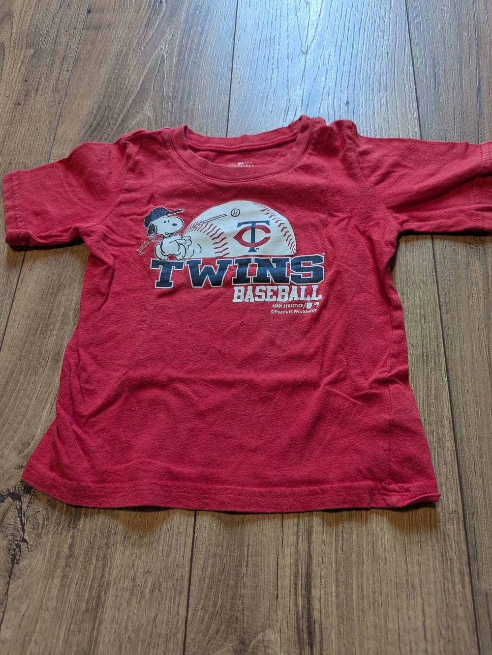 Minnesota Twins Kids Red Baseball Graphic Tee - Snoopy Design 3T